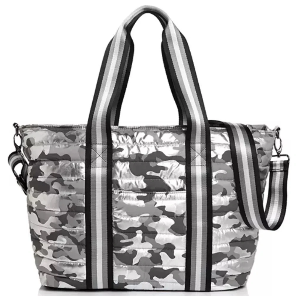 Think Royln Wingman Shiny Silver Black Camo Large Nylon Tote Adjustable Strap - Picture 1 of 13